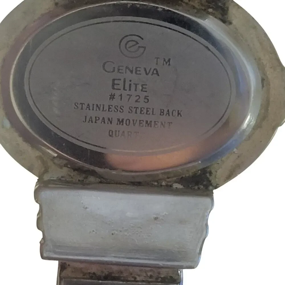 Geneva Elite Women Cuff Watch‎ beautifully detailed classic old styled BOHO Y2K